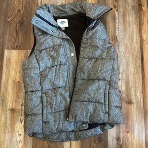 Old Navy puffer vest